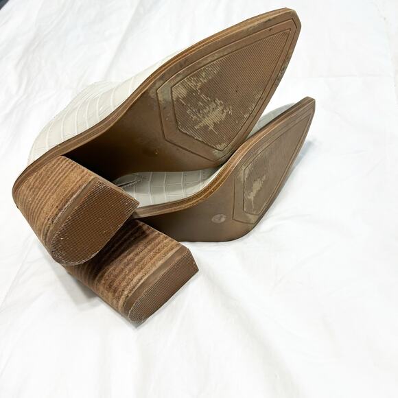 Steve Madden Alanna Mule Heels Croc Embossed Ivory Block Heel Mules 8M EUC - Picture 6 of 9